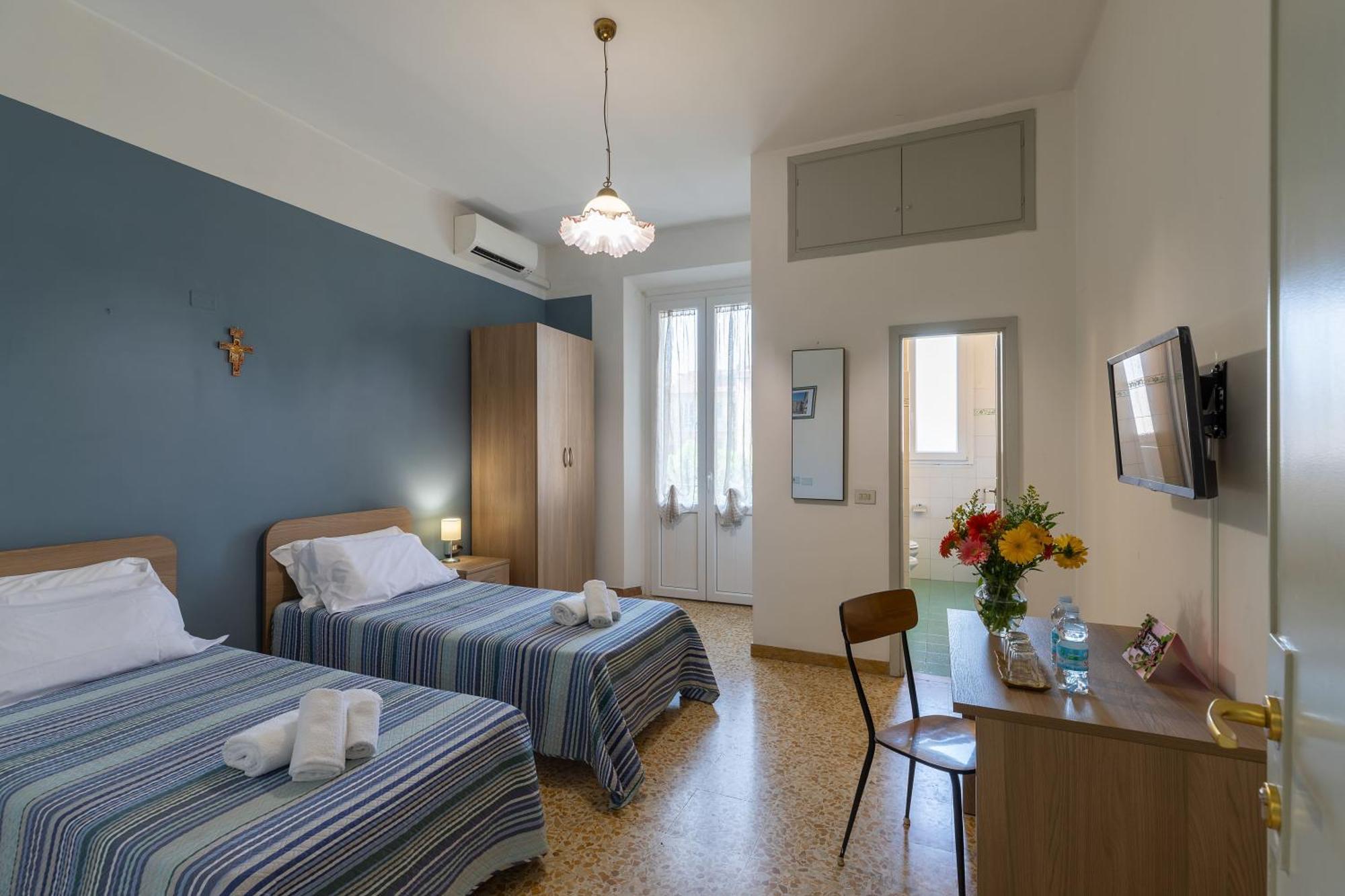 Casa Ferie Sant’anna Hotel *